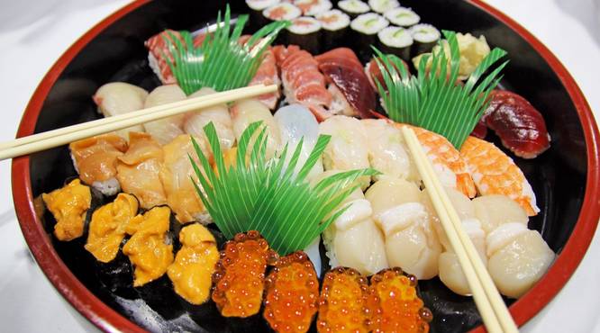 大き目のシャリが特徴　上寿司！