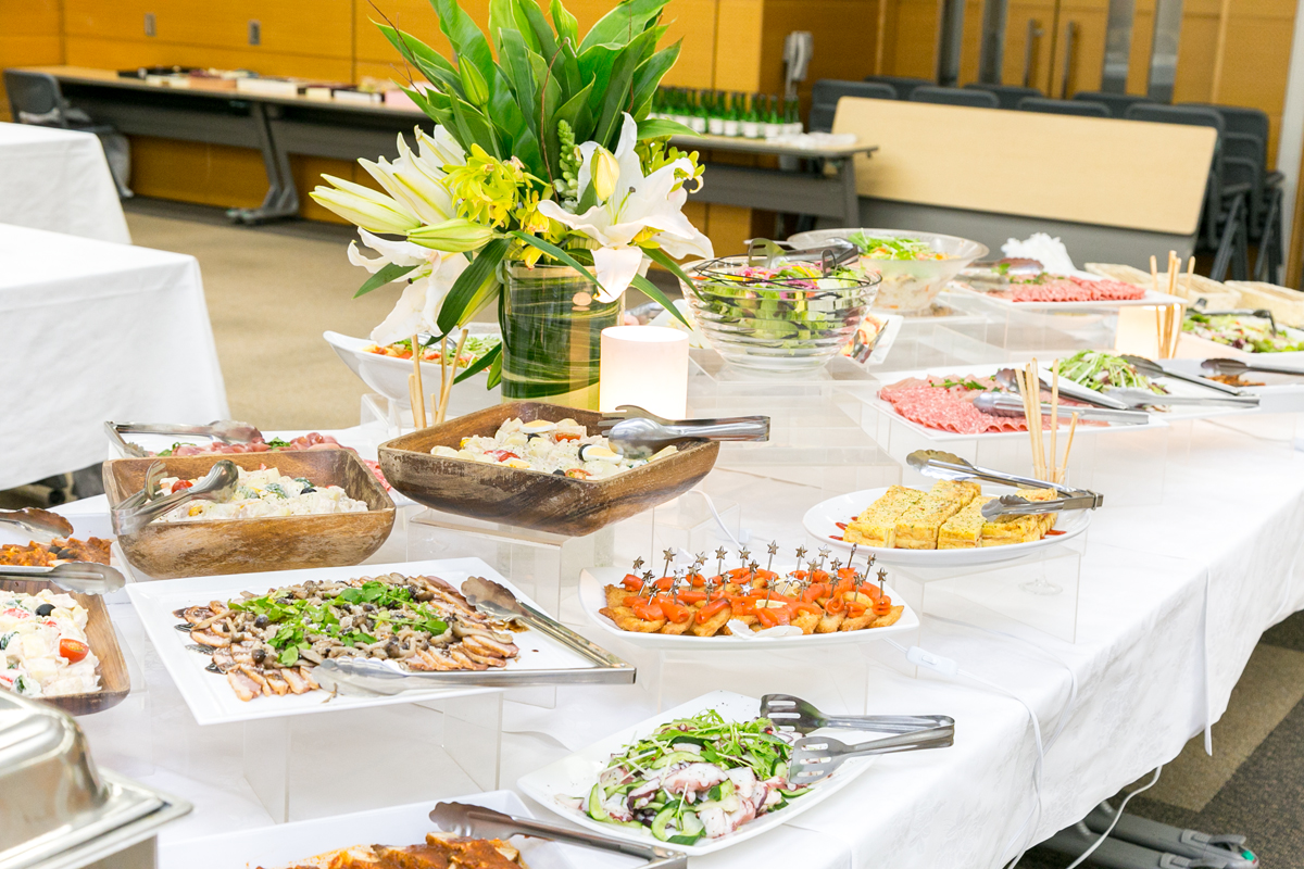 今年もお願いします 納会ケータリングならプラチナデリスタイル シェフコレ 今年もお願いします 納会ケータリングならプラチナデリスタイル シェフコレ
