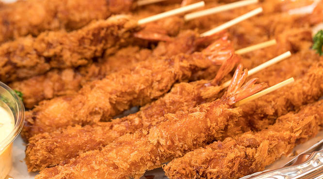 海老フライ串-タルタルソース添え