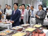 年齢差50歳！幅広い世代が集まったハンドボール部の祝賀会