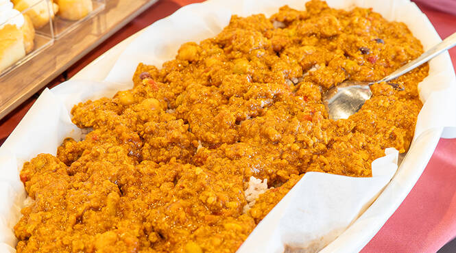 スパイスの香りが食欲をそそるボリューム満点のキーマカレー