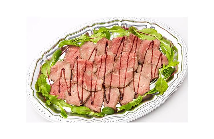 冷製ローストビーフ バルサミコ酢ソースで