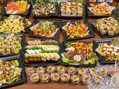 お寿司に和牛・キャビアのプラチナデリプラン