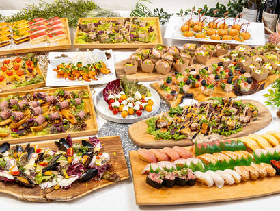 お寿司やピンチョスで楽しむプレミアムプラン