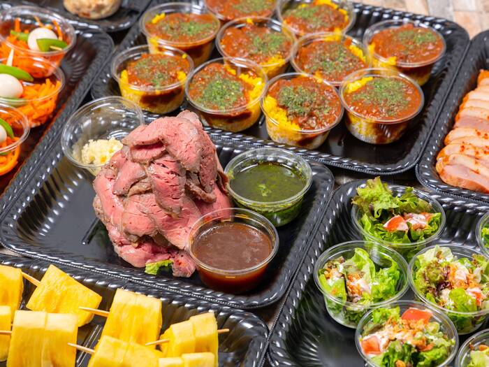 肉の山にカレー＆デザート連なる【ジョモルハリ】｜肉のヒマラヤ