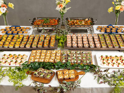 温製メインと小分けフレンチ プティコース