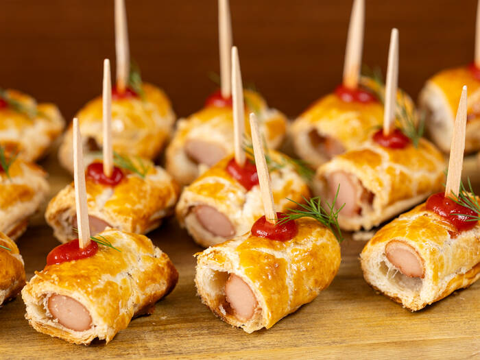 串焼き用中型串6本セット 木製スタンド付き アンチック飾り ヨーロッパ