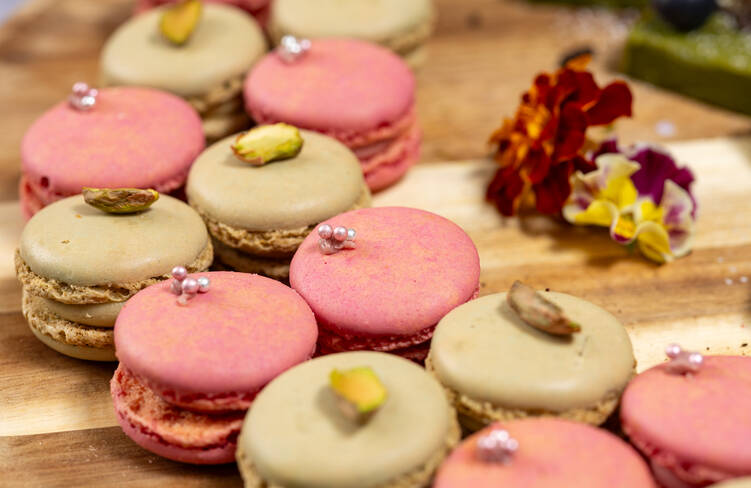 本日のマカロン2種