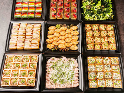 肉絨毯&手ごね鶏団子デリバリー竹プラン