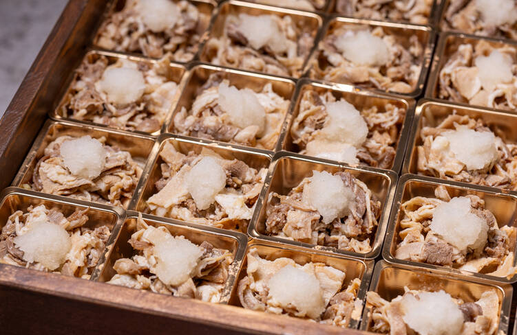 牛バラ焼しゃぶと豆もやしナムル