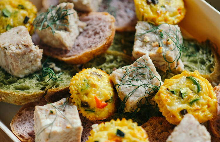 野菜バゲットとリエットのカナッペ・野菜たっぷりミニオムレツ