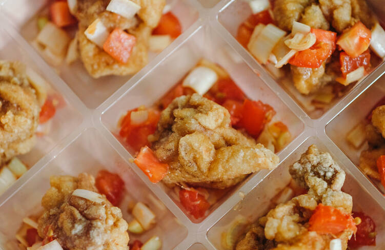 鶏の唐揚げ ネギソース添え