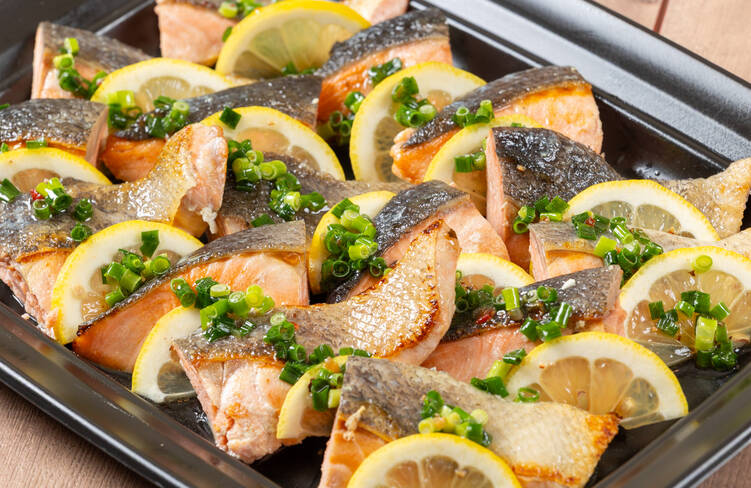 サーモンソテーレモンバターソース