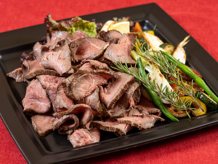 お寿司にフルーツまで！ラグジュアリーオードブルプラン｜LEAPOPO