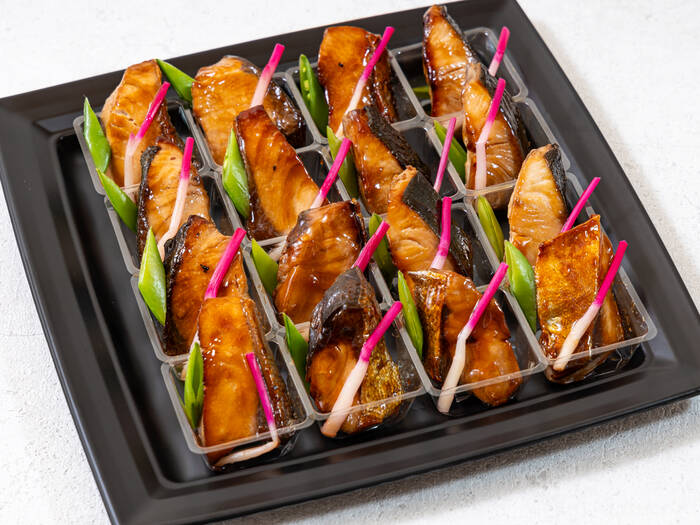 つかごし 鮨盛り合わせと小分け懐石プラン｜懐石tsukagoshi(カイセキ