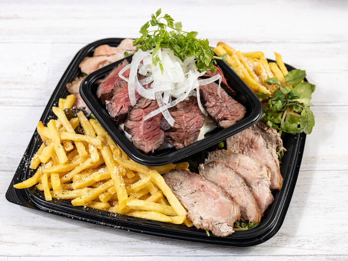 大皿盛りと小分け プレミアムイベントプラン｜炭焼きビストロだいご家