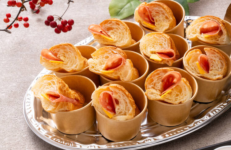 クロワッサンサンド〜サラミとレッドチェダーチーズ〜