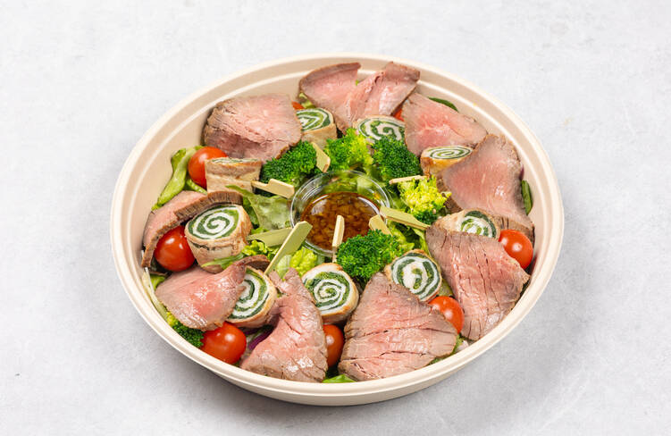 和風ローストビーフ 野菜とトリュフのソース/彩り野菜の渦巻き肉串