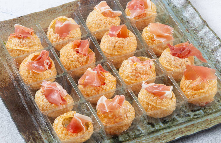 貝の小柱と生ハムのパニプリ