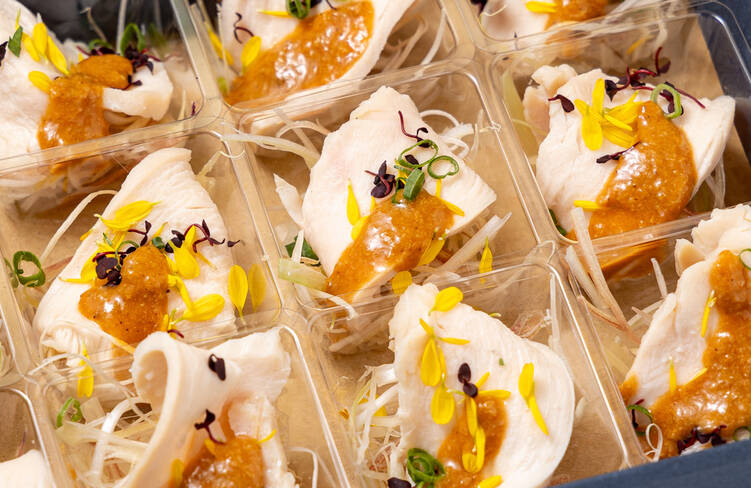 大山鶏のむね肉 自家製ピーナッツ味噌