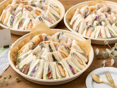 hanamalの贅沢おかずサンド3種