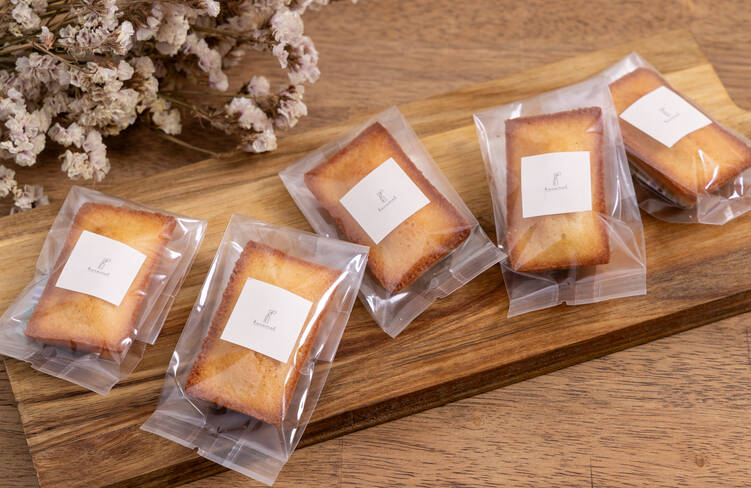 焦がしバターのフィナンシェ