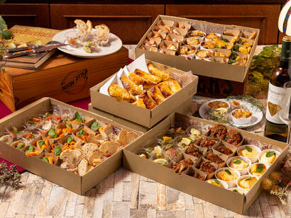 お店の味を会場で堪能！ユーラシアン名物プラン