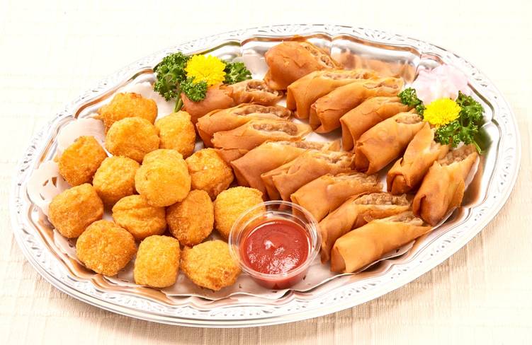 春巻きとコーンクリームコロッケ