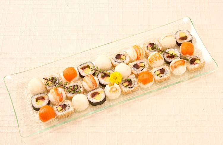 手まり寿司と2種の巻き寿司