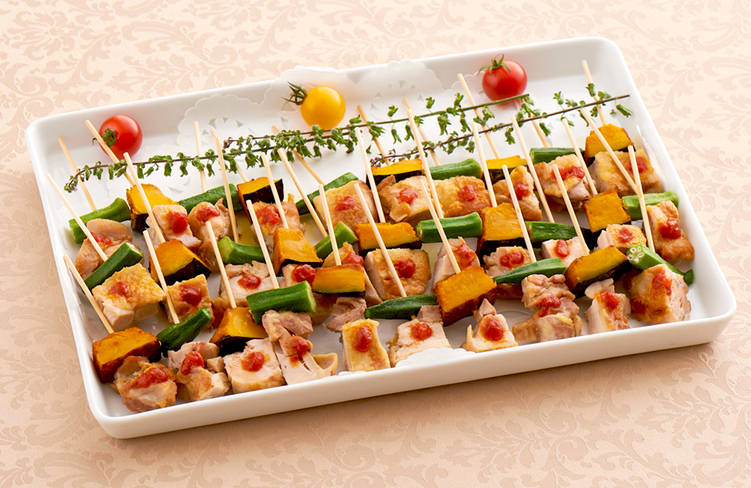 鶏もも肉と野菜のピンチョス