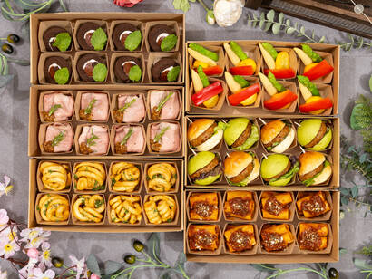 小分けブッフェさくら 新カジュアル