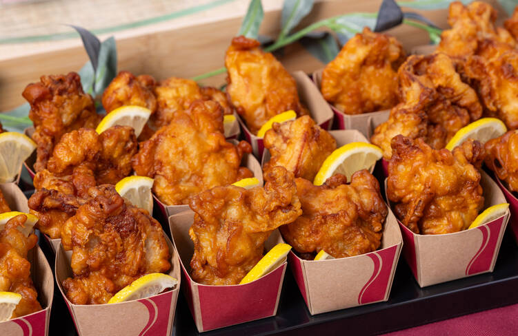 国産鶏の大きな唐揚げ