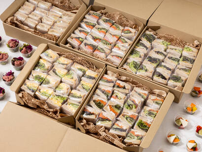 野菜サンド5種と惣菜プラン