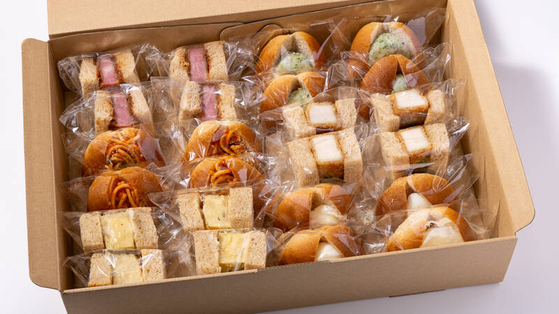 〈1人3個〉嬉しい個包装DELIサンドイッチプラン(900円/人)