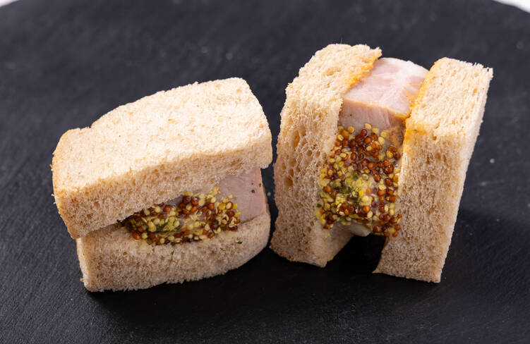 厚切りローストポークサンド