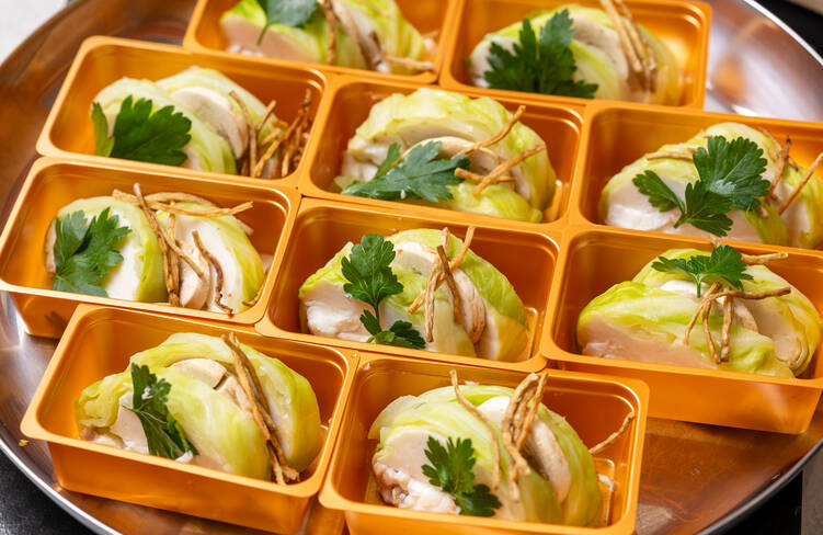 【温製】白身魚のシューファルシ 白味噌風味ソース
