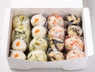 個包装おむすび詰め合わせ〈Bセット〉(320円) 