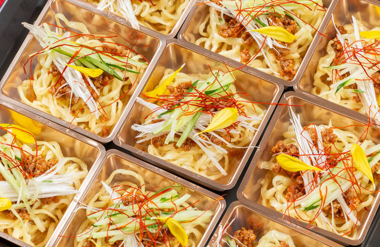 冷製担々麺