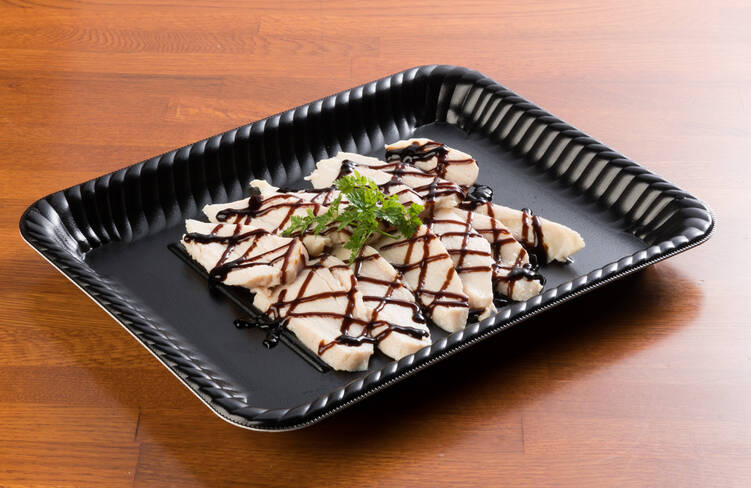 鶏むね肉のポッシェ 特製バルサミコソース