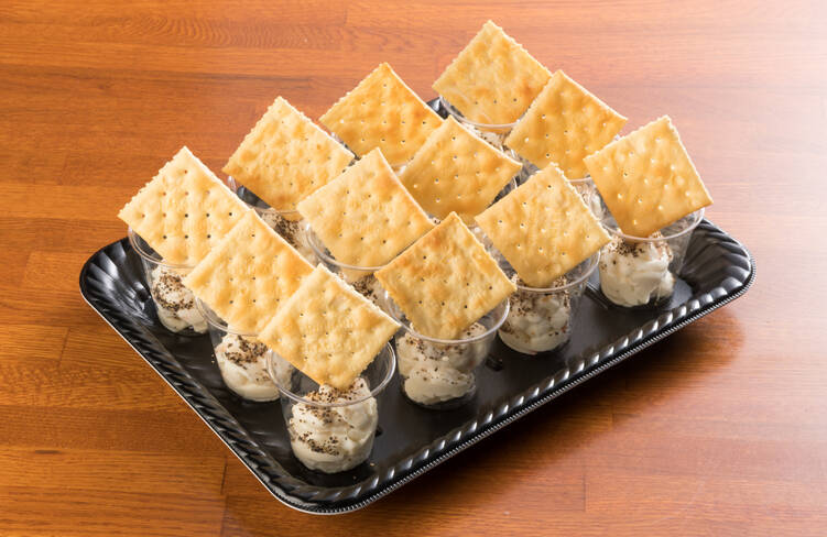 ツナとポテトのリエット カナッペ仕立て