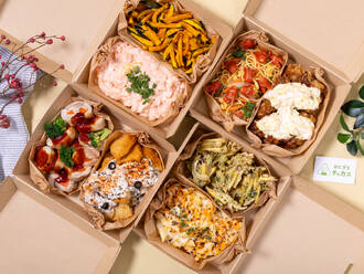 おにぎり屋さんのお惣菜BOX・スタンダード(1,000円) 