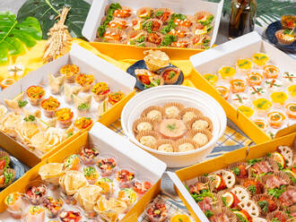 <香るモダン洋食>熱々！温製蒸し餃子プラン(2,500円) 