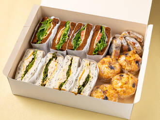 サンドイッチ×焼き菓子セット〈E〉(1,000円) 