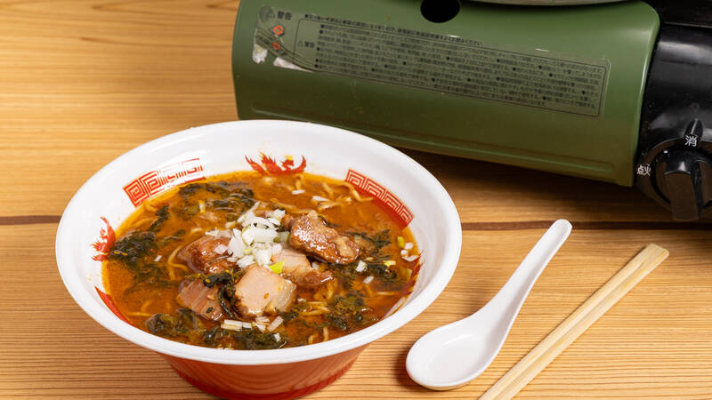 とろけるラフテーが主役！濃厚ごま香る担々麺プラン(1,400円/人)