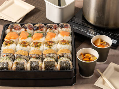 おにぎりと豚汁セット