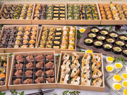 鮨うえさわ 全品小分け・手毬鮨と懐石 旬彩