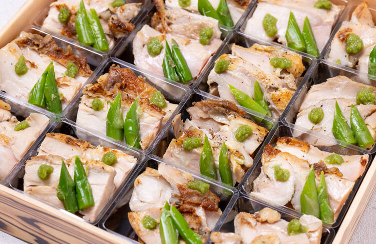 鶏もものコンフィ 柚子胡椒ソース