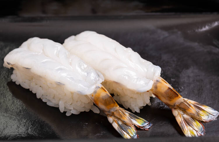 見た目も華やか、上品な旨味と甘味【天然生車えび】