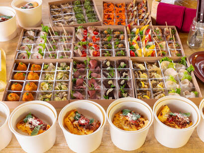 温製も楽しむ！COSHIRAEプレミアムブッフェ