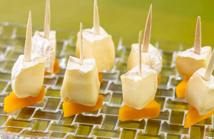 2種のチーズのピンチョス